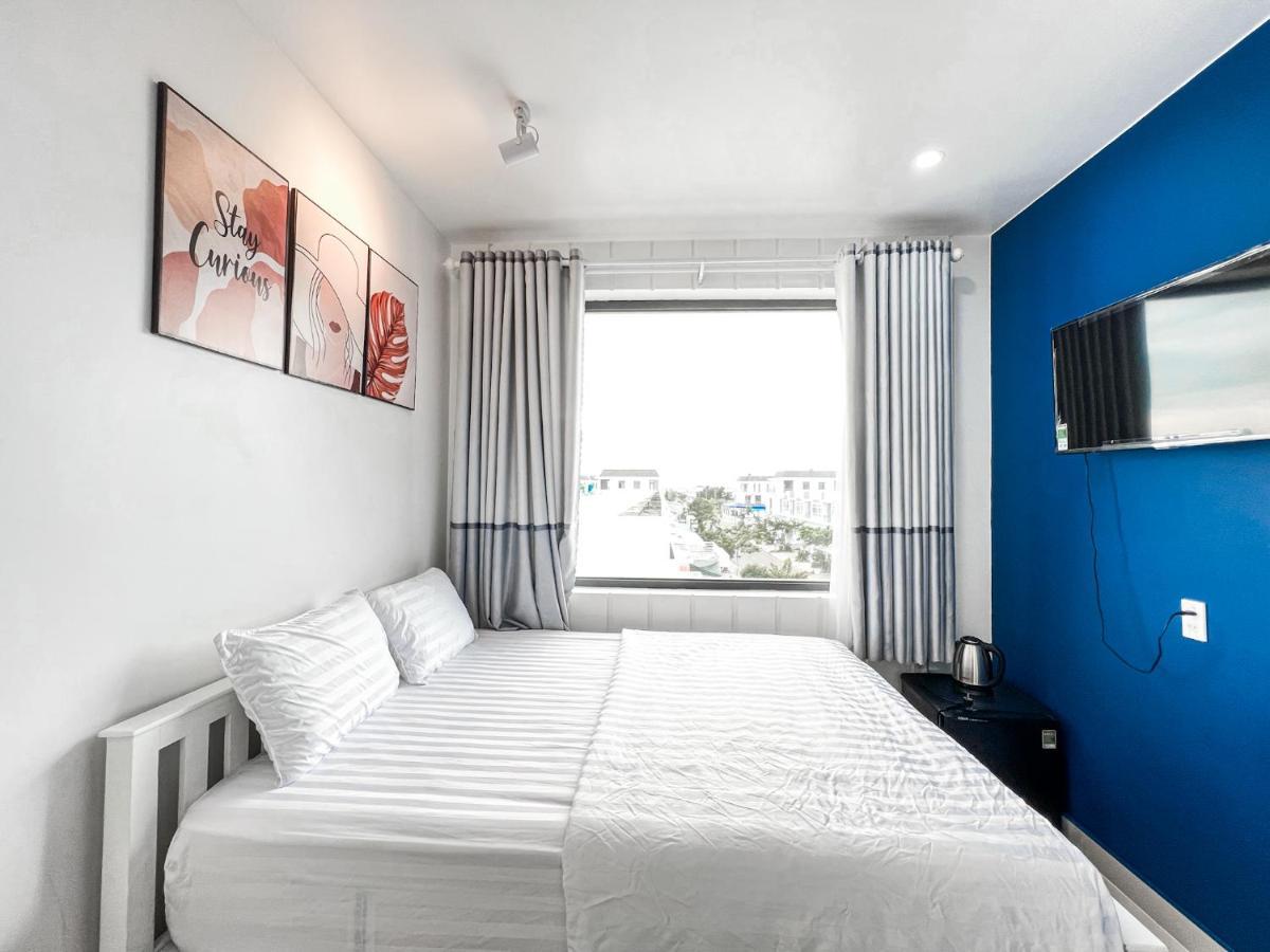 New Hotel *