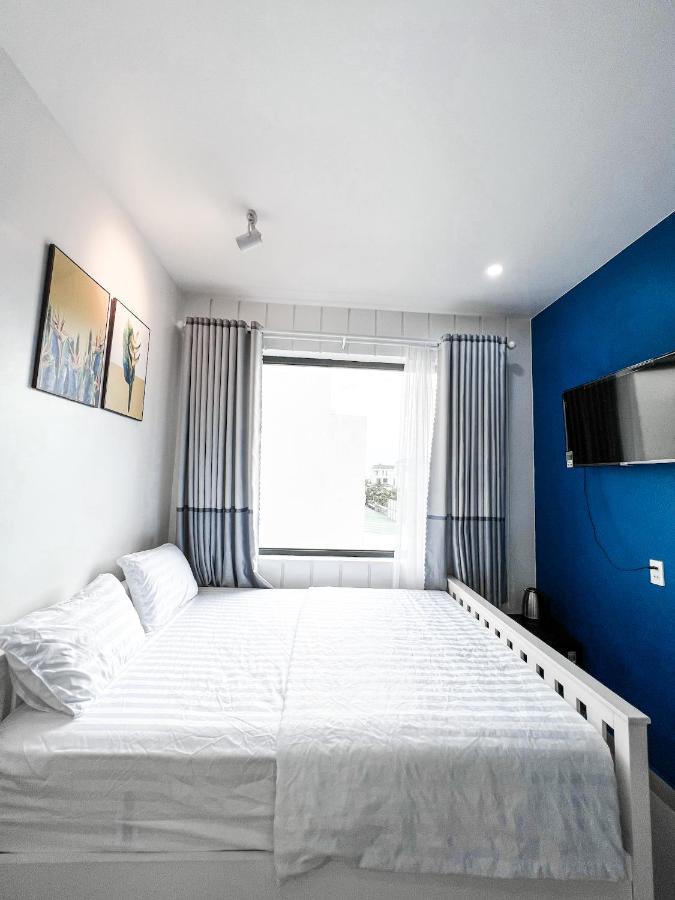 Hotel New *